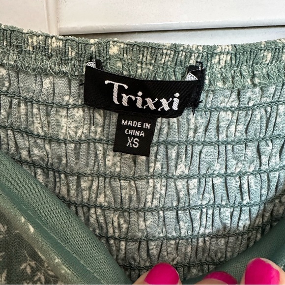 Trixxi Floral Off Shoulder Fit & Flare Dress Green Cottagecore Summer Dress XS - Picture 3 of 11